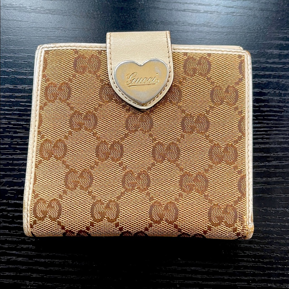 Gucci Bifold Monogram Snap Wallet